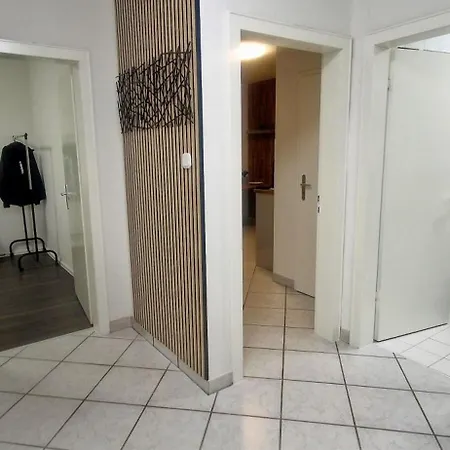 Lichtblick Mit Terrasse In Ruhiger Lage