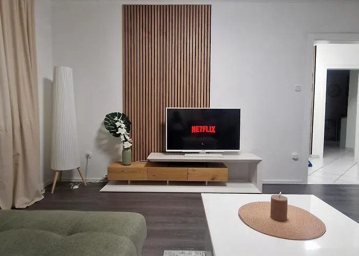 Lichtblick Mit Terrasse In Ruhiger Lage Lägenhet