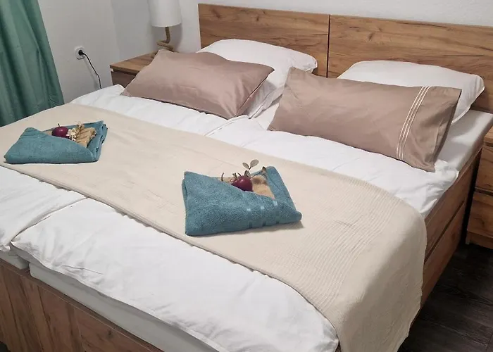 Lichtblick Mit Terrasse In Ruhiger Lage Lägenhet *