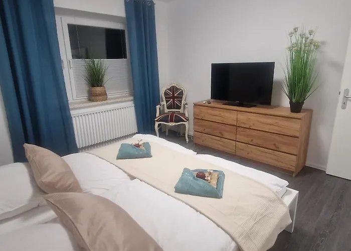 Lichtblick Mit Terrasse In Ruhiger Lage